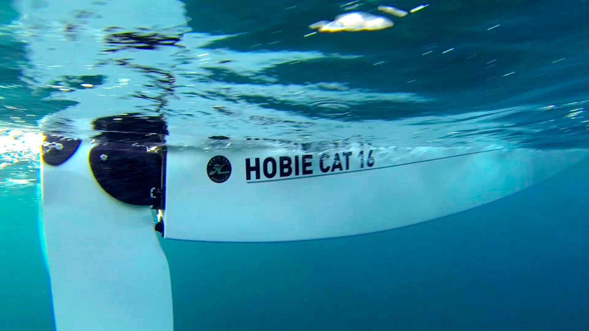 hc16_under_water_01_web